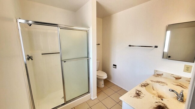 Building Photo - AFFORDABLE 55+ ADULT HOME IN AHWATUKEE!