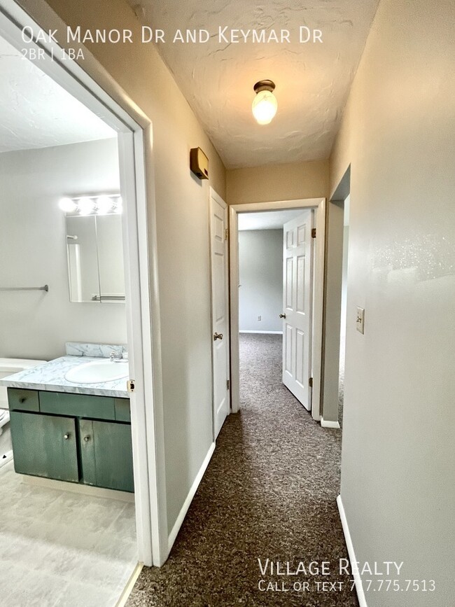 Building Photo - Most utilities included! Large 2-Bed apart...