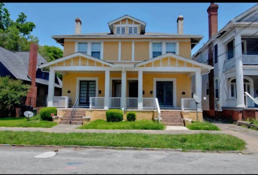 Building Photo - 327 Ellis St
