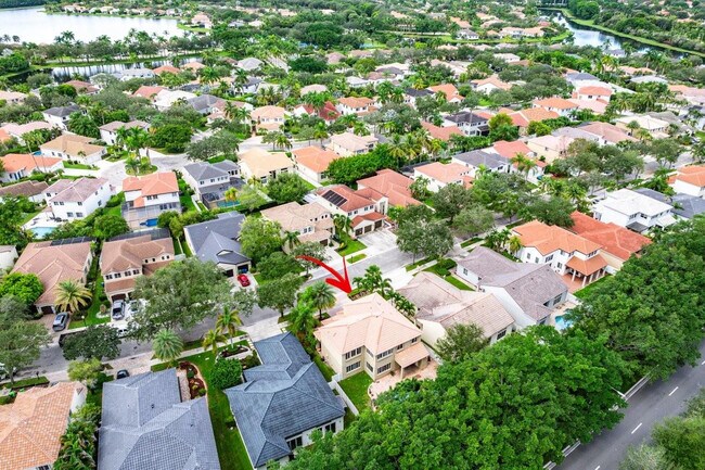 Building Photo - 1325 Camellia Cir