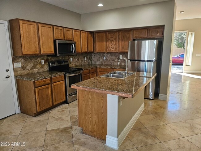 Building Photo - 3936 E Minton St