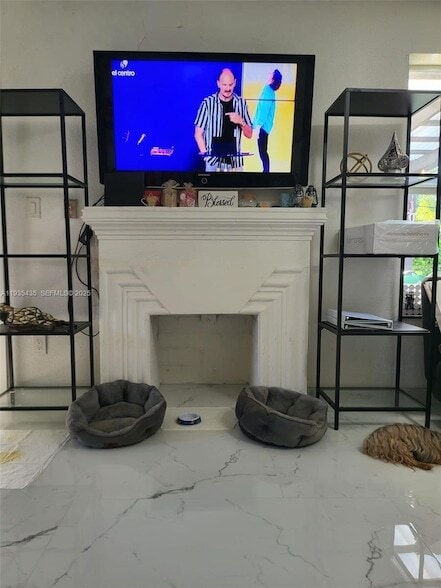 Building Photo - 200 NE 110th St