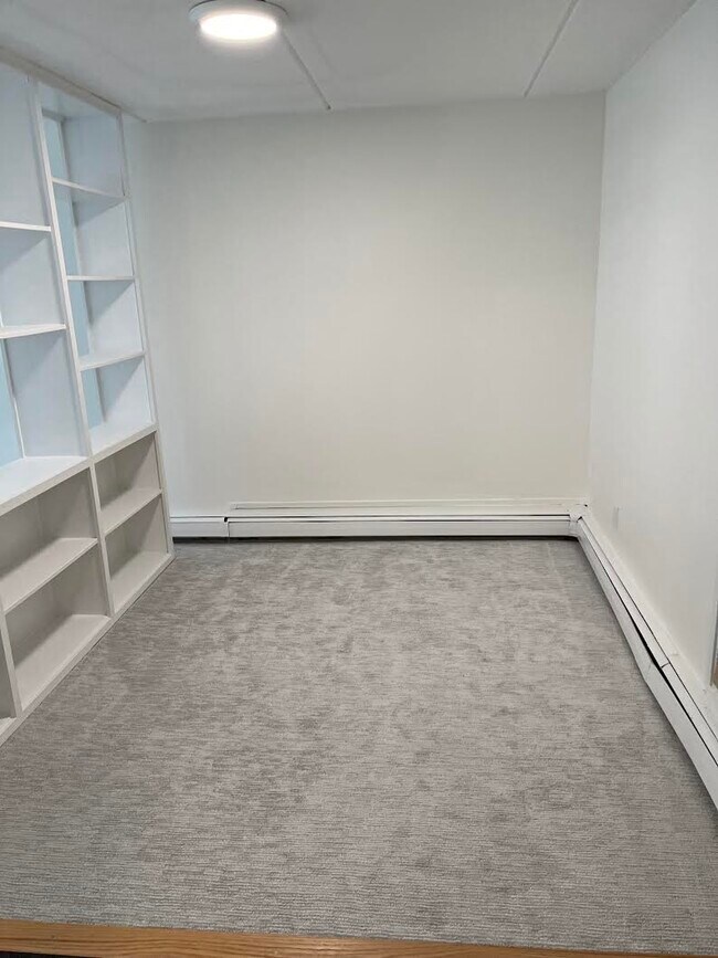 Office/Dining - 1116 Warburton Ave