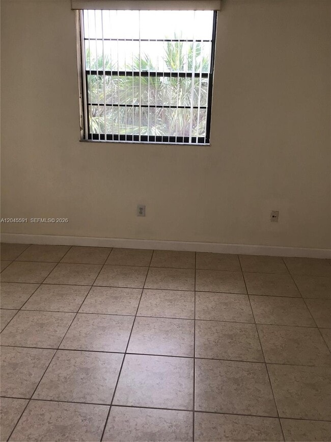 Building Photo - 10975 SW 107th St