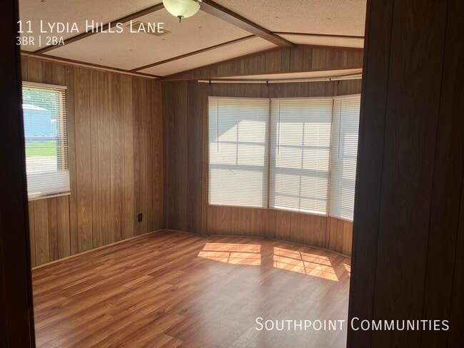 Building Photo - 11 Lydia Hills Ln