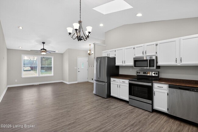 Building Photo - 7803 Texlyn Ct