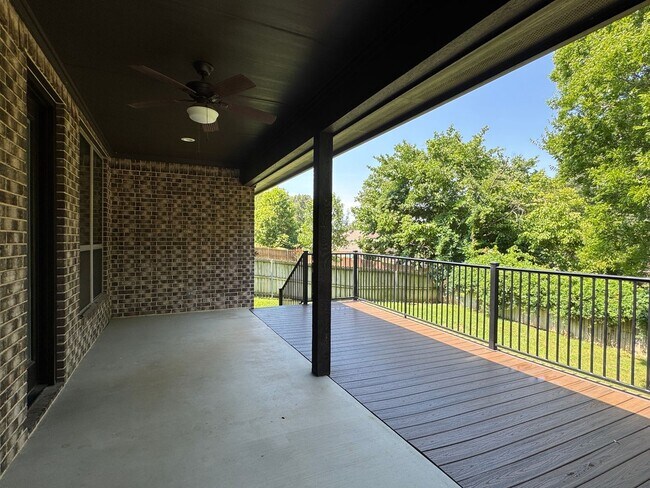 Building Photo - 11248 Fox Trail