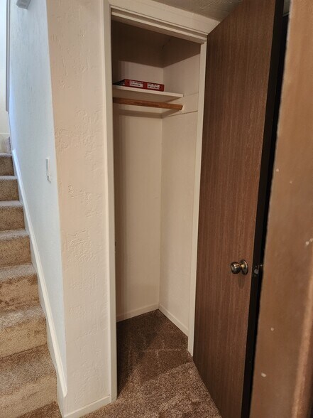 Building Photo - 6043 Leafwood Dr