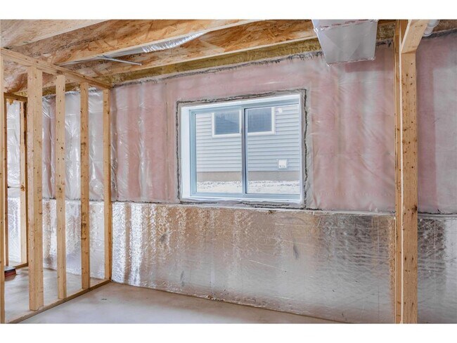 Building Photo - 143X Nutmeg Cir