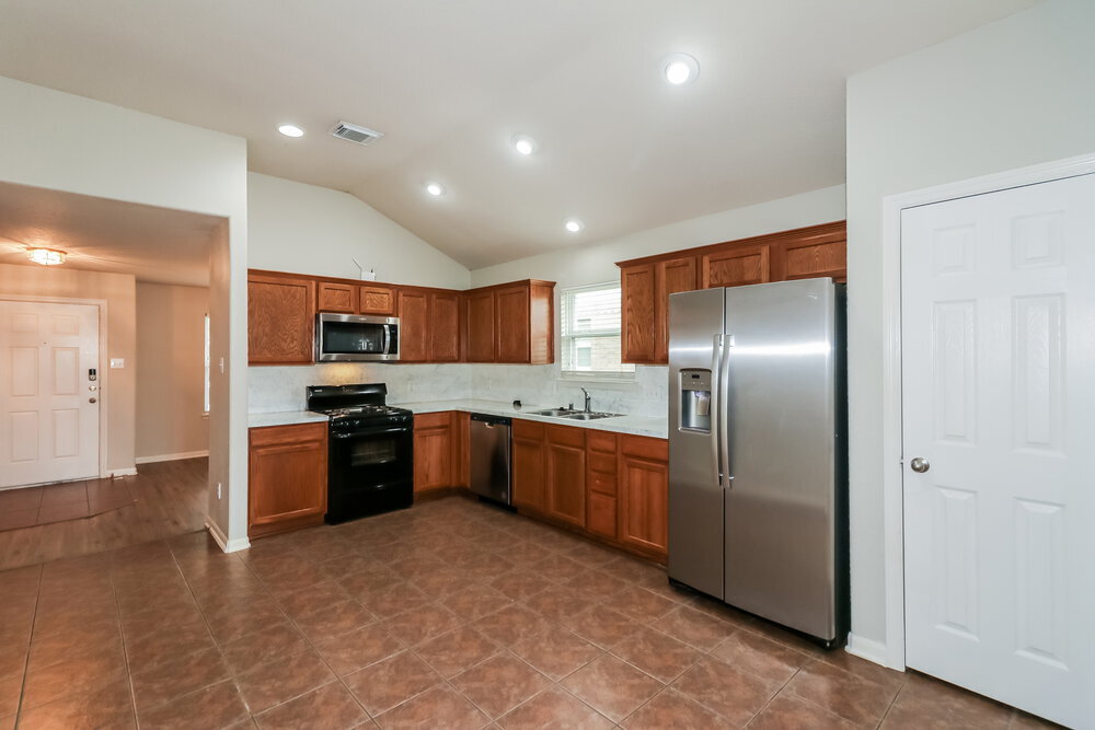 Building Photo - 13910 Maleewan Ln