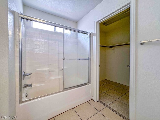 Building Photo - 10633 Foggy Glen Ave