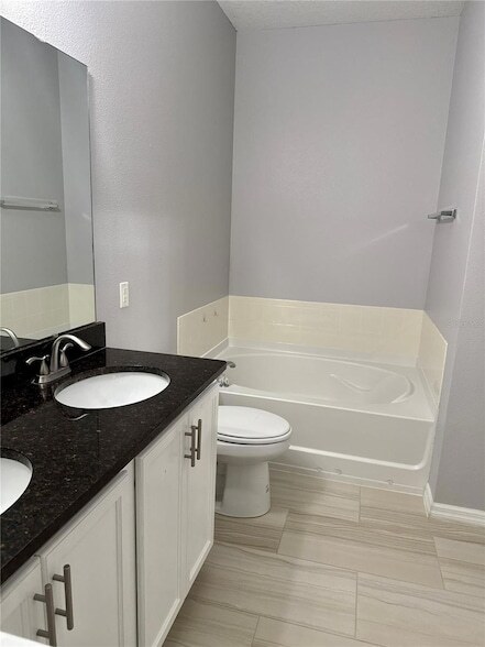 Building Photo - 12832 Oulton Cir