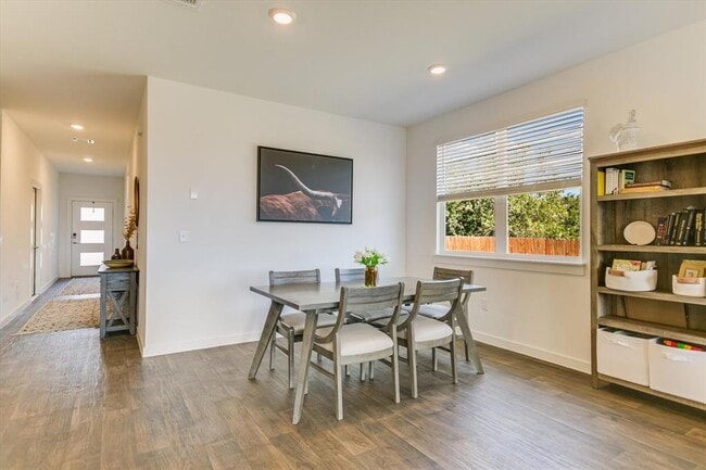 Building Photo - 14409 Cantarra Dr