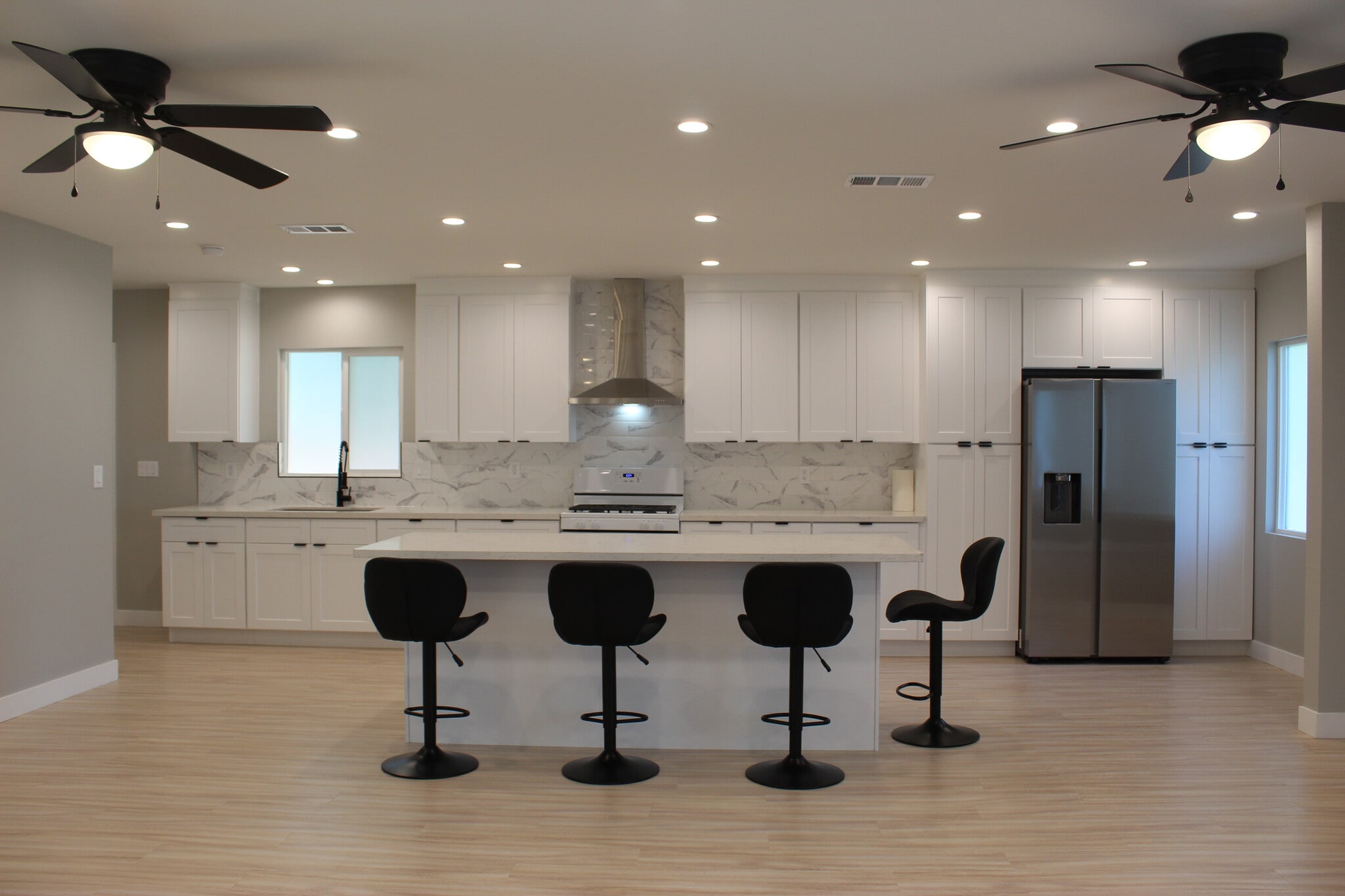 Kitchen - 20801 Bassett St