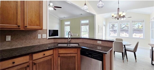 Building Photo - 2850 Millwater Crossing NE