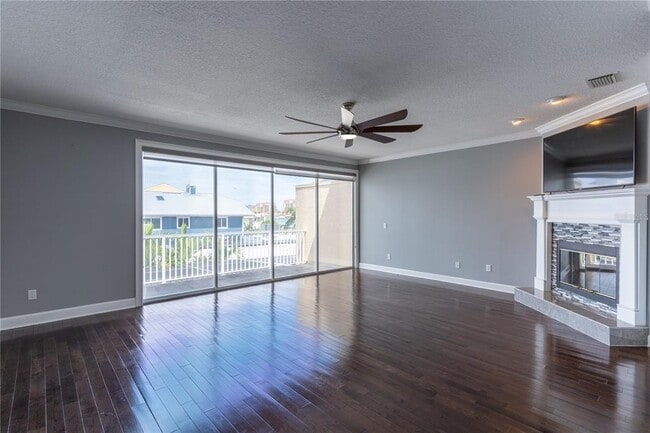 Building Photo - 348 Larboard Way