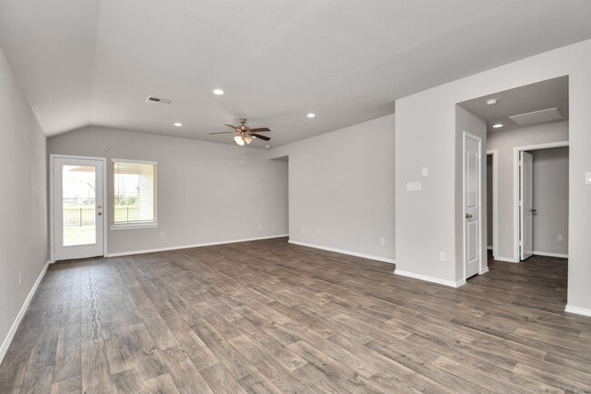 Building Photo - 9826 Laurel Lake Dr