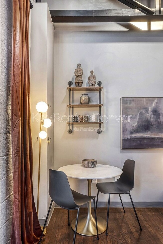 Building Photo - 1111 Osage St