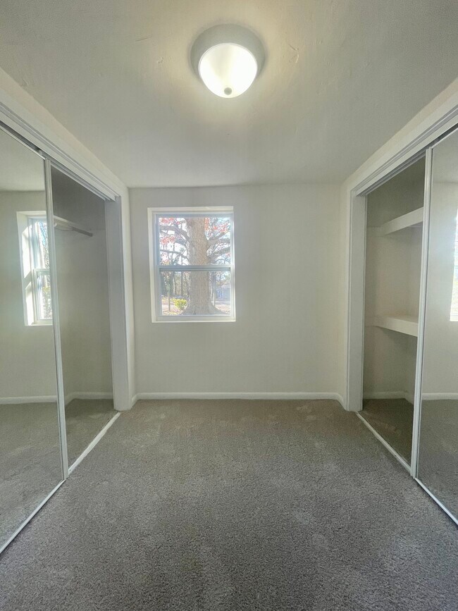 Building Photo - 2584 Virginia Beach Blvd