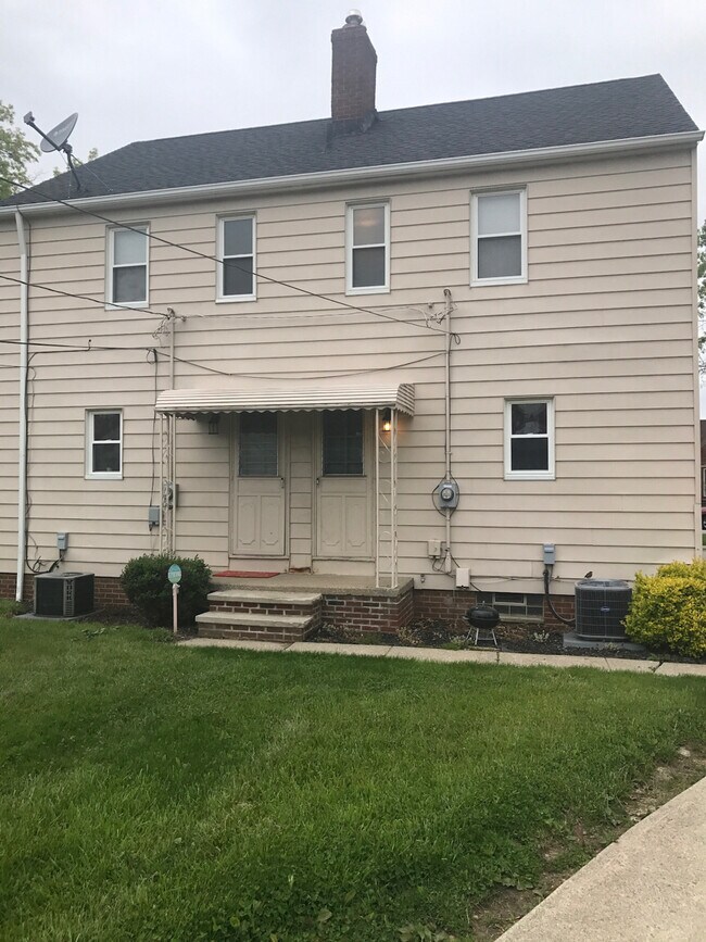 Building Photo - 6105 Ackley Rd
