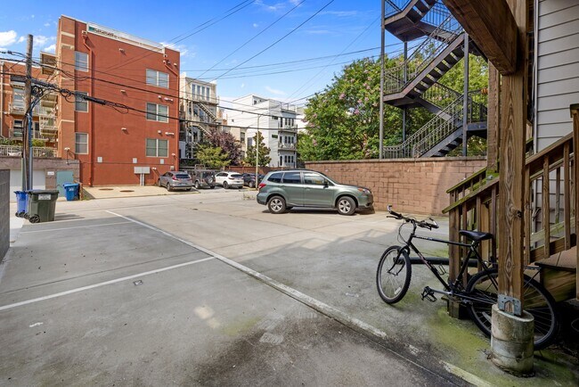 Building Photo - 1453 Girard St NW