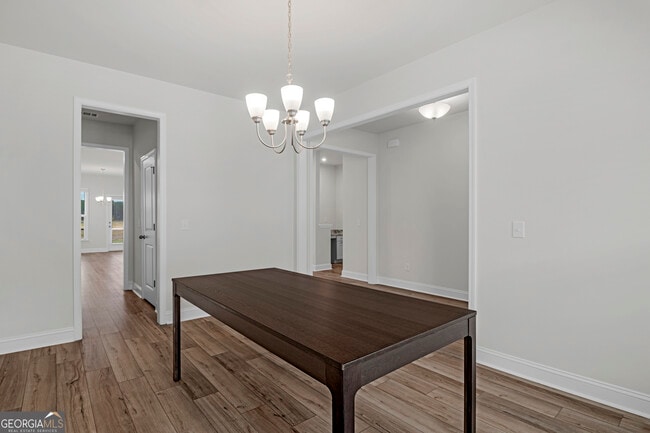 Building Photo - 340 Dendron Dr