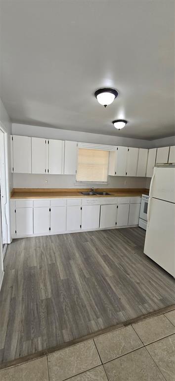 Building Photo - 1905 57th Ave W