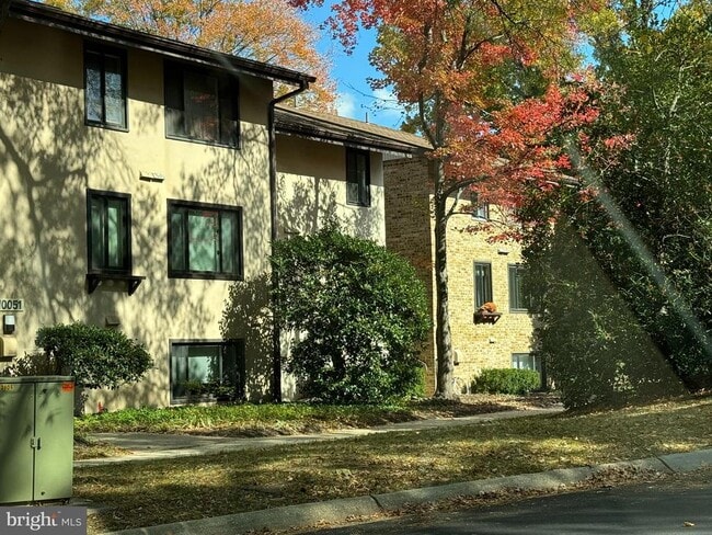 Building Photo - 10053 Windstream Dr
