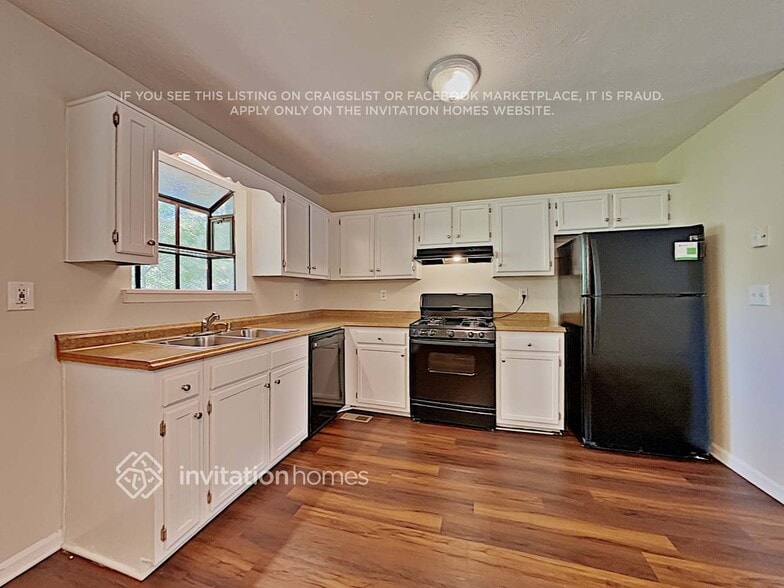 Building Photo - 2632 Mountain Brook Ct