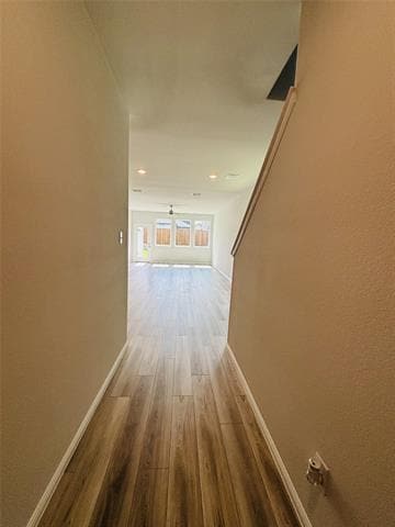 Building Photo - 912 Santa Lucia Dr