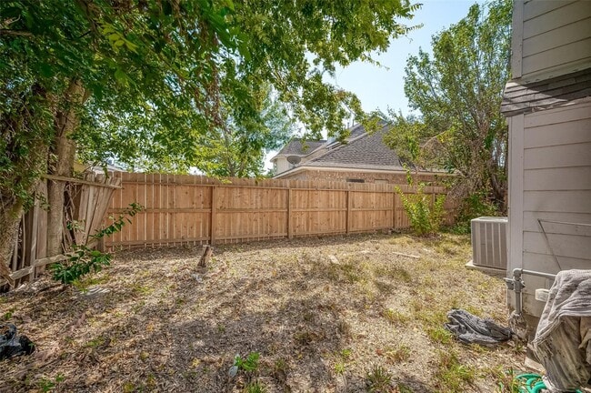Building Photo - 2907 Little Branch Ct