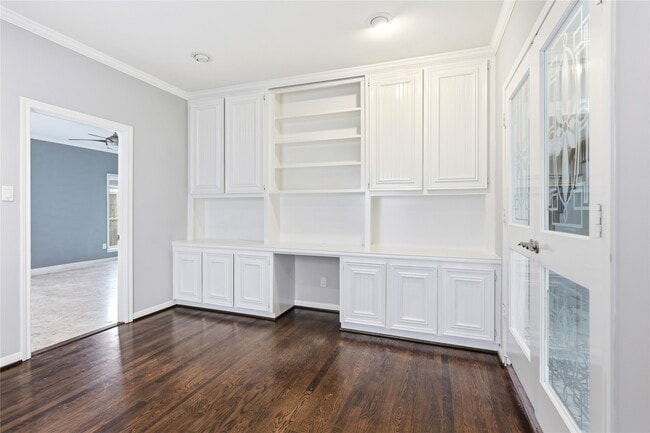 Building Photo - 11507 Del Monte Dr