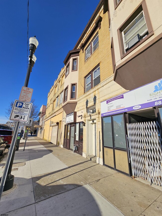 Building Photo - 919 Atlantic Ave