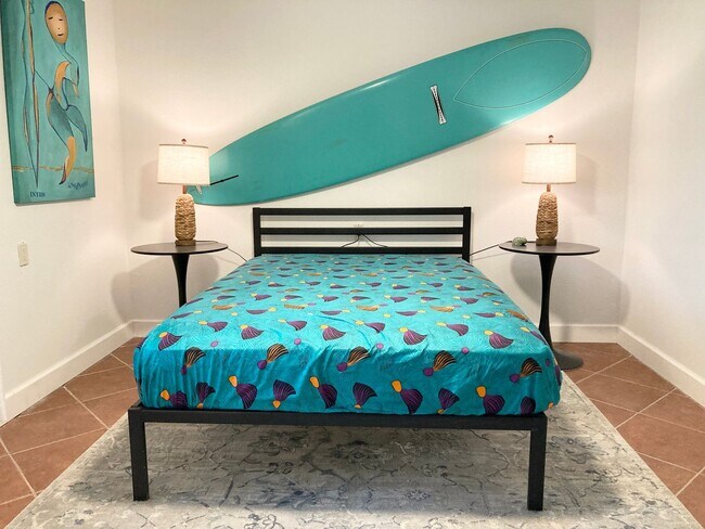 Building Photo - Casa Rio Waterfront Condominium