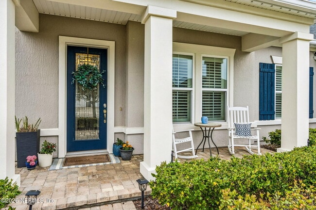 Building Photo - 209 Manor Ln