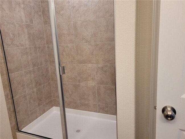 Building Photo - 279 Zuma Dr