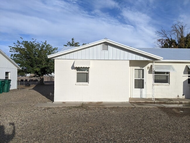 Primary Photo - 714B Mc Cormick School Rd