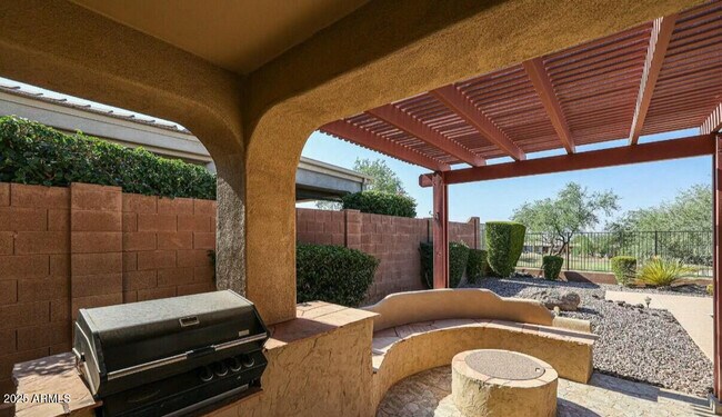 Building Photo - 2423 W Shadow Glen Ct