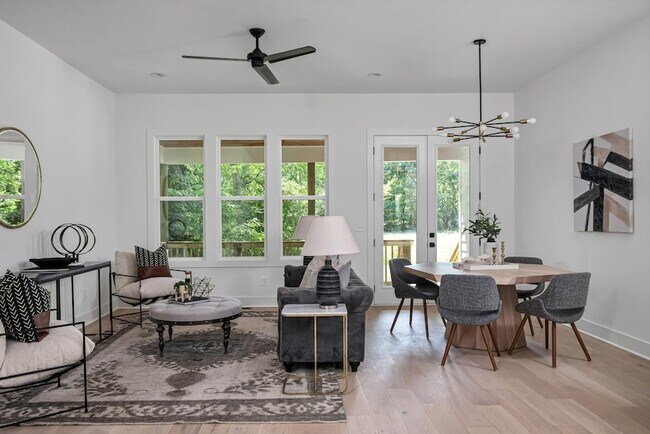 Building Photo - 212 Jennings Ave