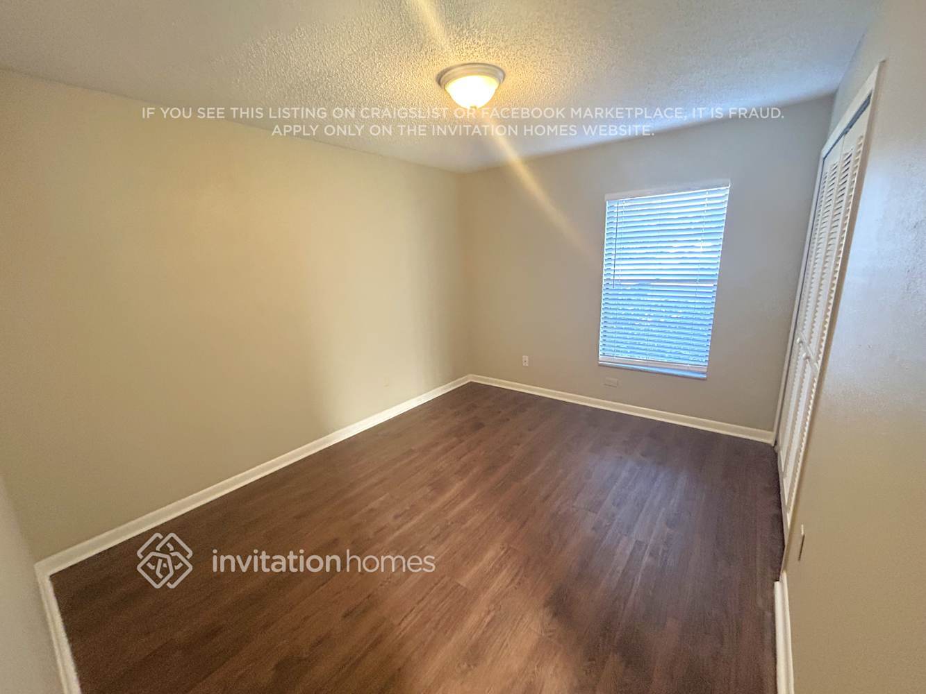Building Photo - 916 Tarawood Ln