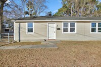 Building Photo - Affordable 2 bedroom in Jacksonville