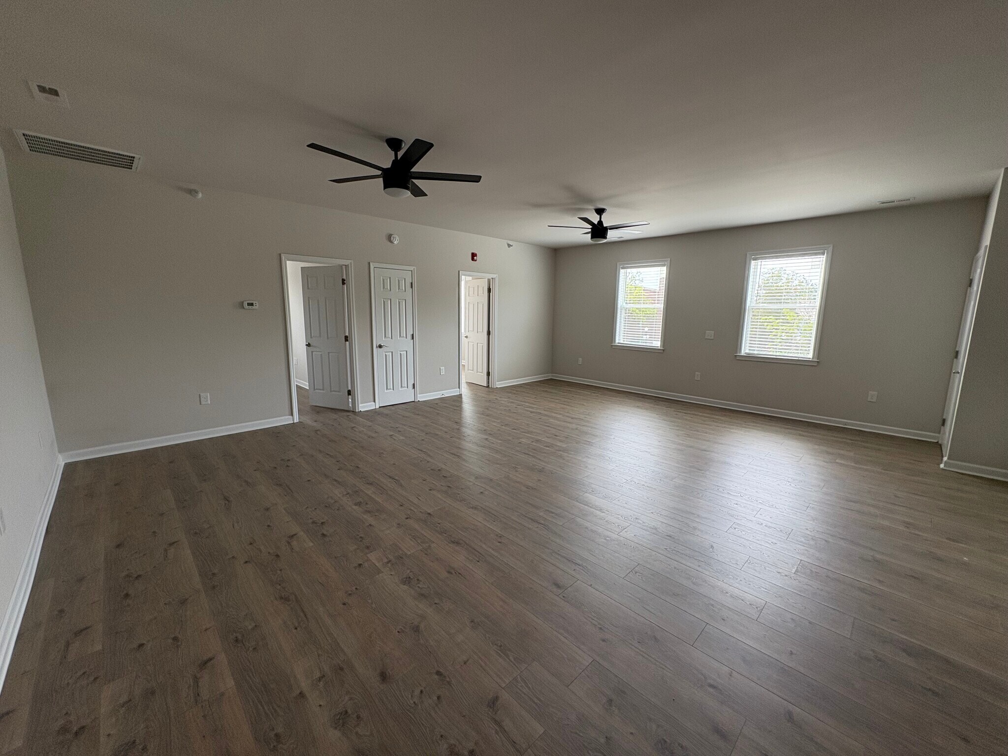 Building Photo - 107 Screven St