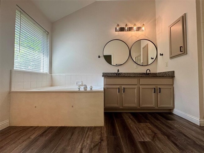 Building Photo - 5615 Taylorcrest Dr
