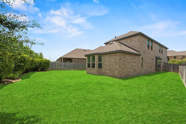 Building Photo - 14922 Mossycup Spur Wy