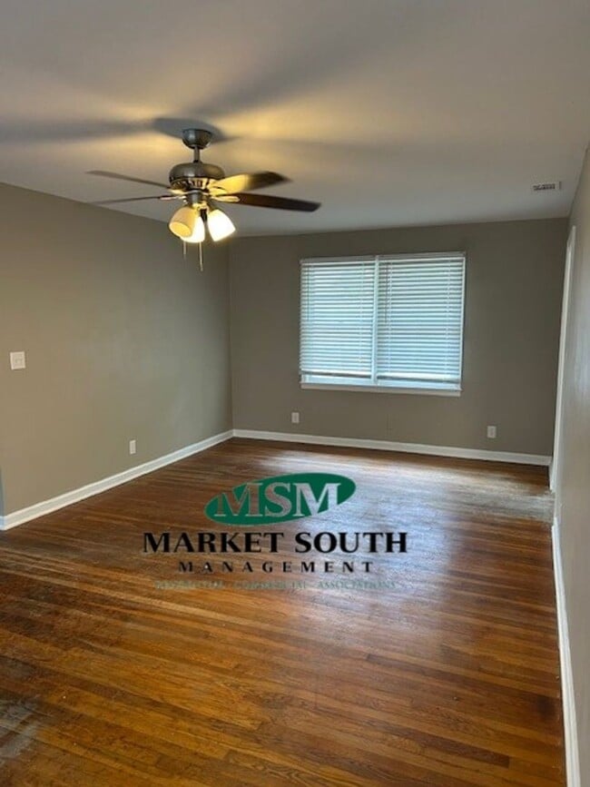 Building Photo - ~~APPLICATION PENDING~~Midtown single fami...