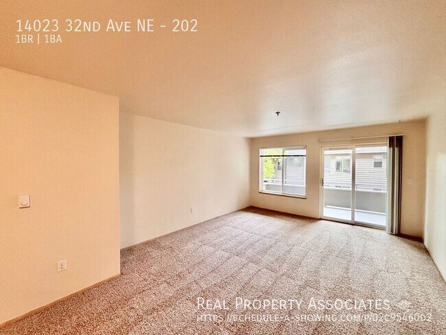 Building Photo - 14023 32nd Ave NE