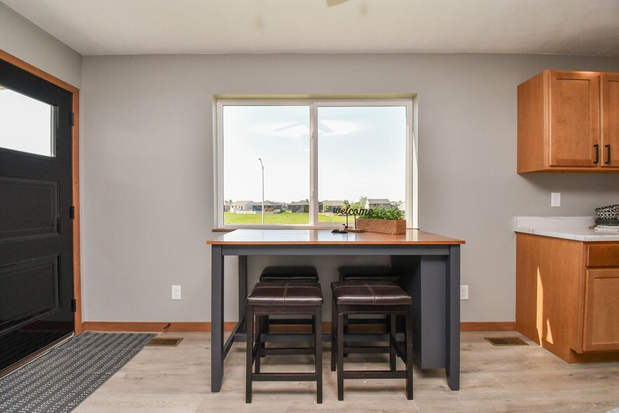 Building Photo - 3900 S Caballo Ct