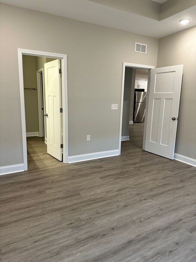 Building Photo - 2766 Cedrus Ave