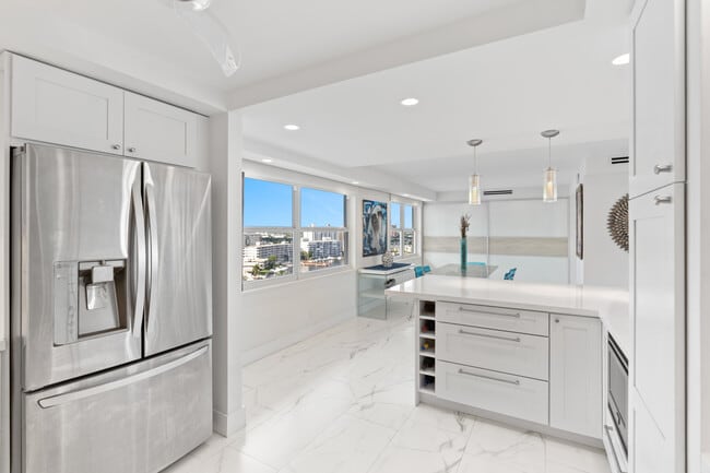 Building Photo - 121 Golden Isles Dr