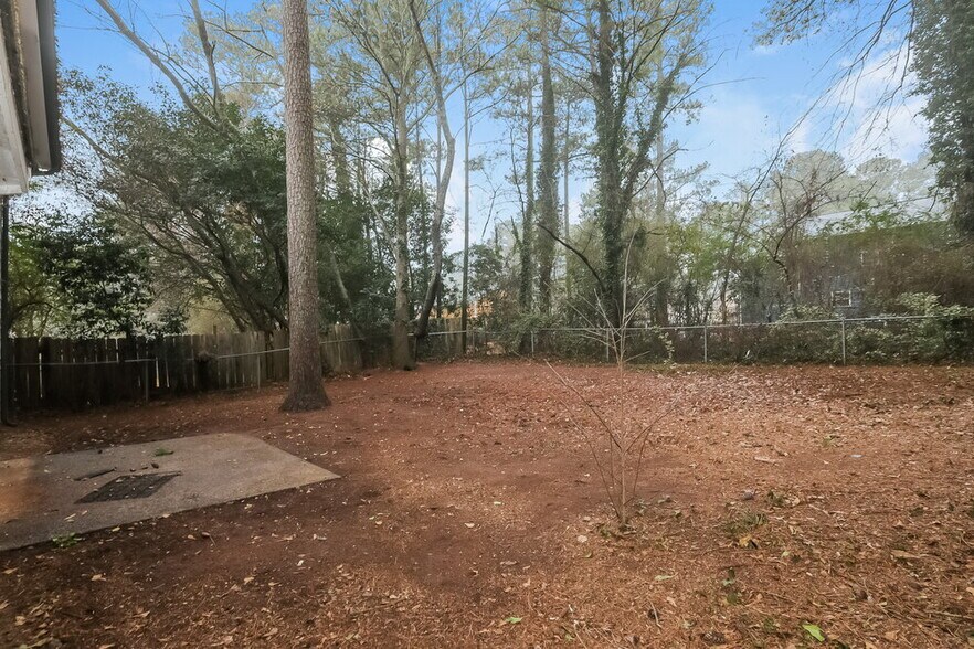Building Photo - 6179 Charring Cross Ct